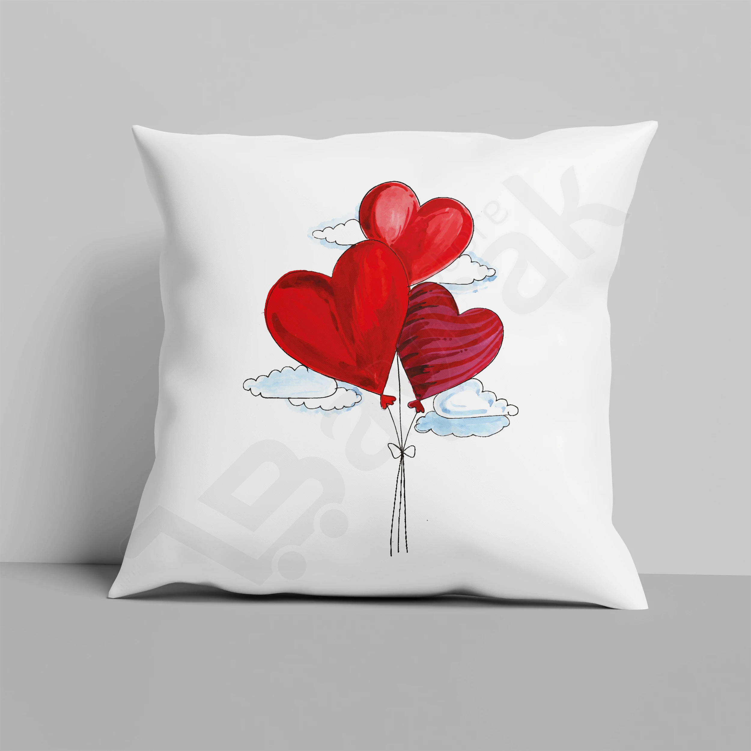 balon kalpli yastık Kalp Balon Desenli Yastık